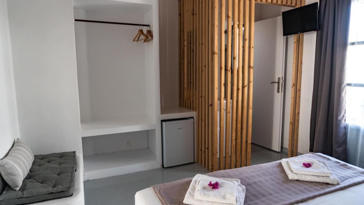 Vista Mare Hotel Náousa Eksteriør billede
