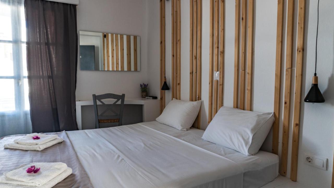 Vista Mare Hotel Náousa Eksteriør billede
