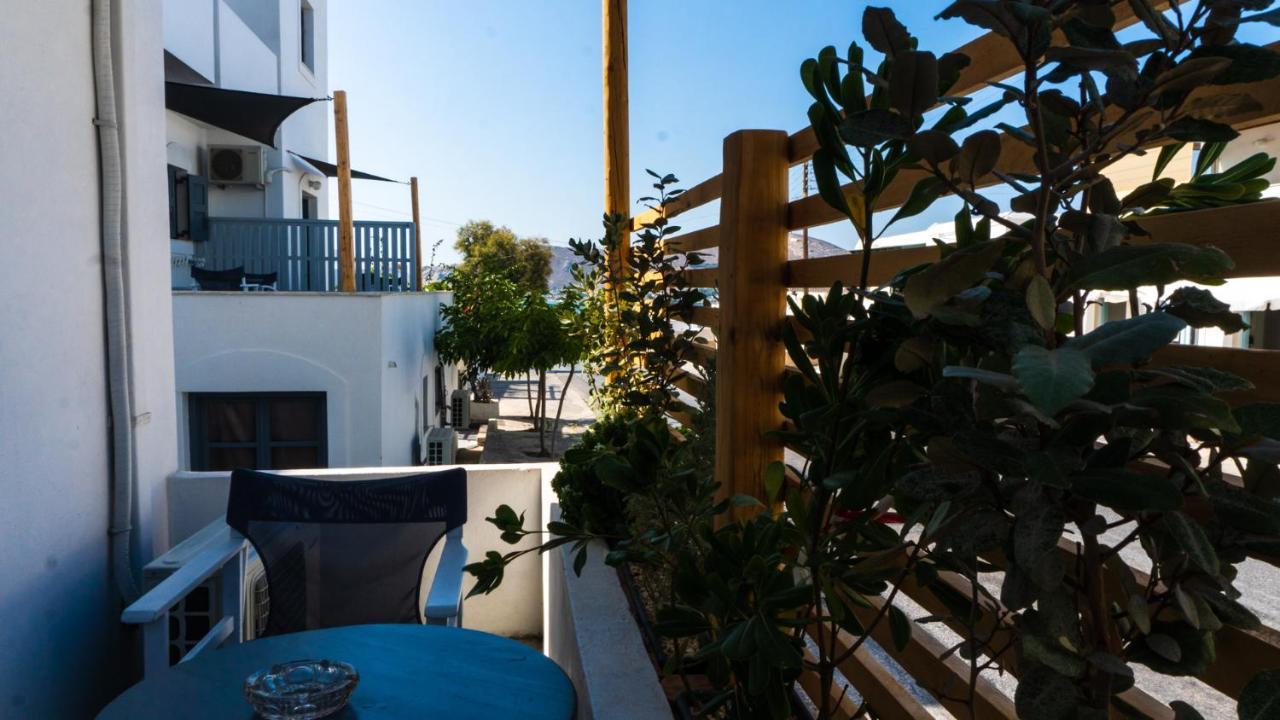 Vista Mare Hotel Náousa Eksteriør billede